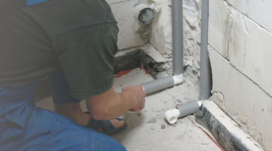 Expert burst pipe repair services in Kintyre, ND